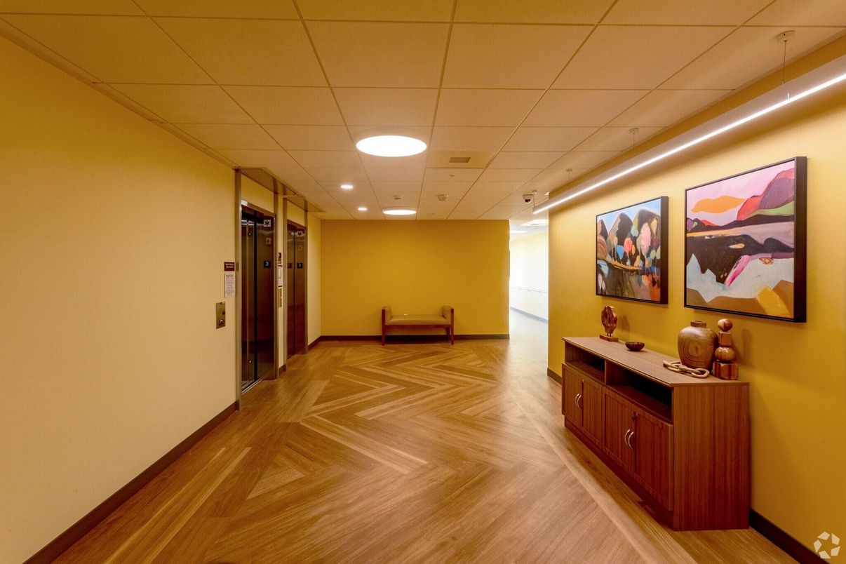 Interior, Recessed Lighting, Wood Texture Flooring