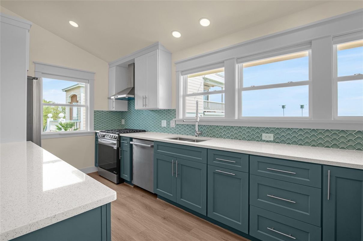 Interior, Kitchen, Recessed Lighting, Wood Texture Flooring