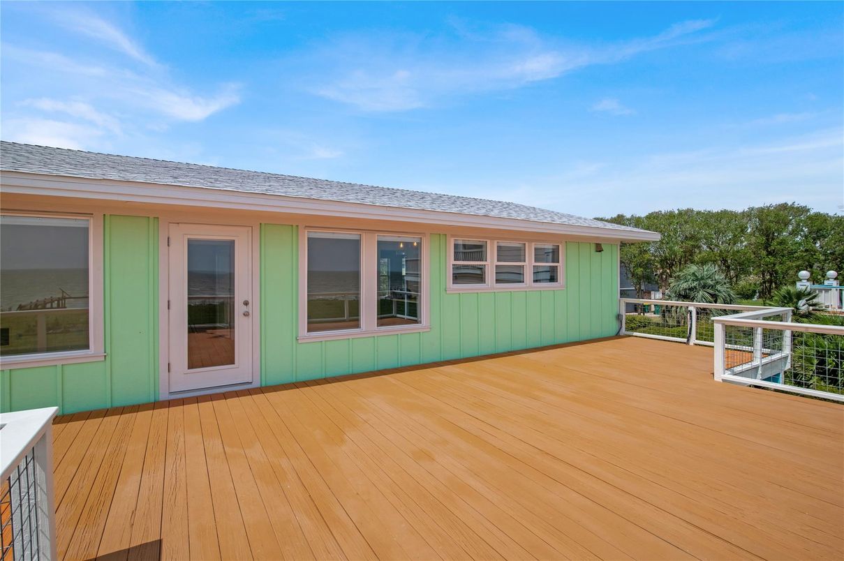 Exterior, Wood Texture Flooring