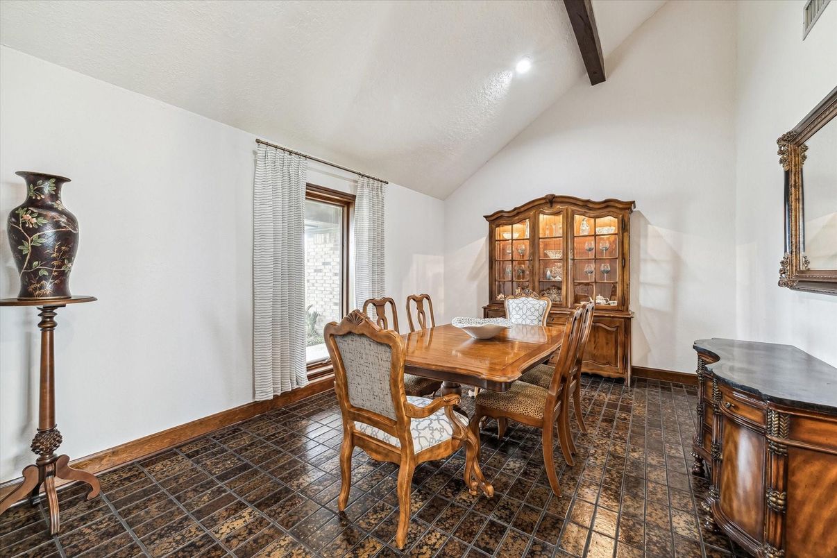 Dining room, Interior, Wooden Beams