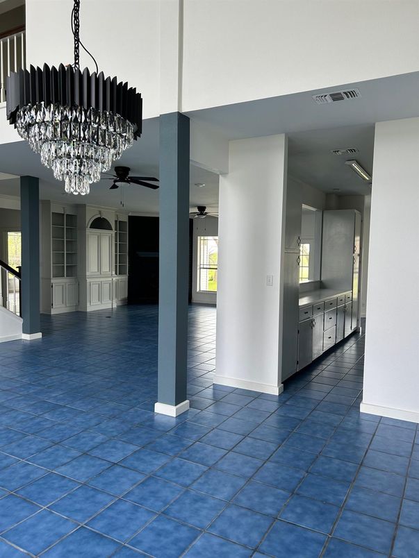 Chandelier, Empty room, Interior