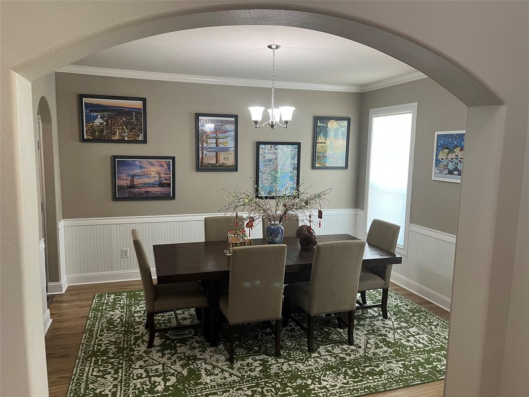 Chandelier, Dining room, Interior, Pendant Lights, Wood Texture Flooring