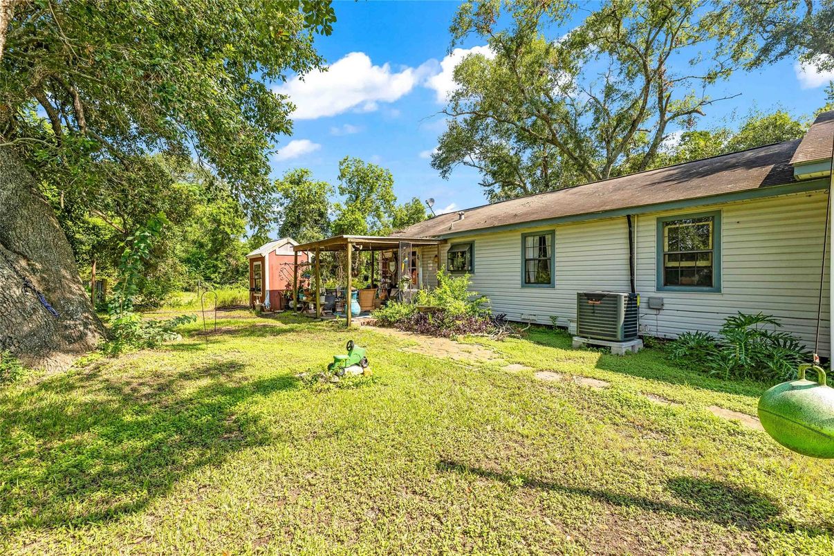 Backyard, Exterior, Playground