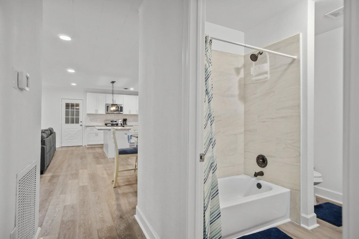 Bathroom, Interior, Kitchen, Marble Walls, Pendant Lights, Recessed Lighting, Wood Texture Flooring