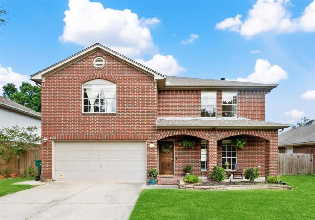 Attached, Exterior, Facade, Brick Facade, Brick Traditional
