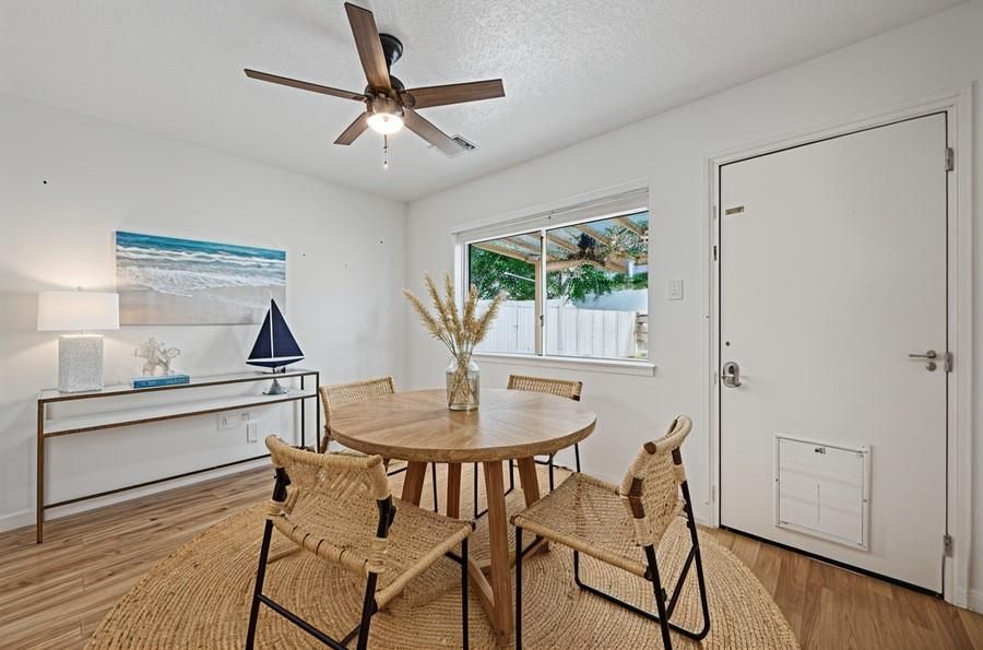 Dining room, Interior, Wood Texture Flooring