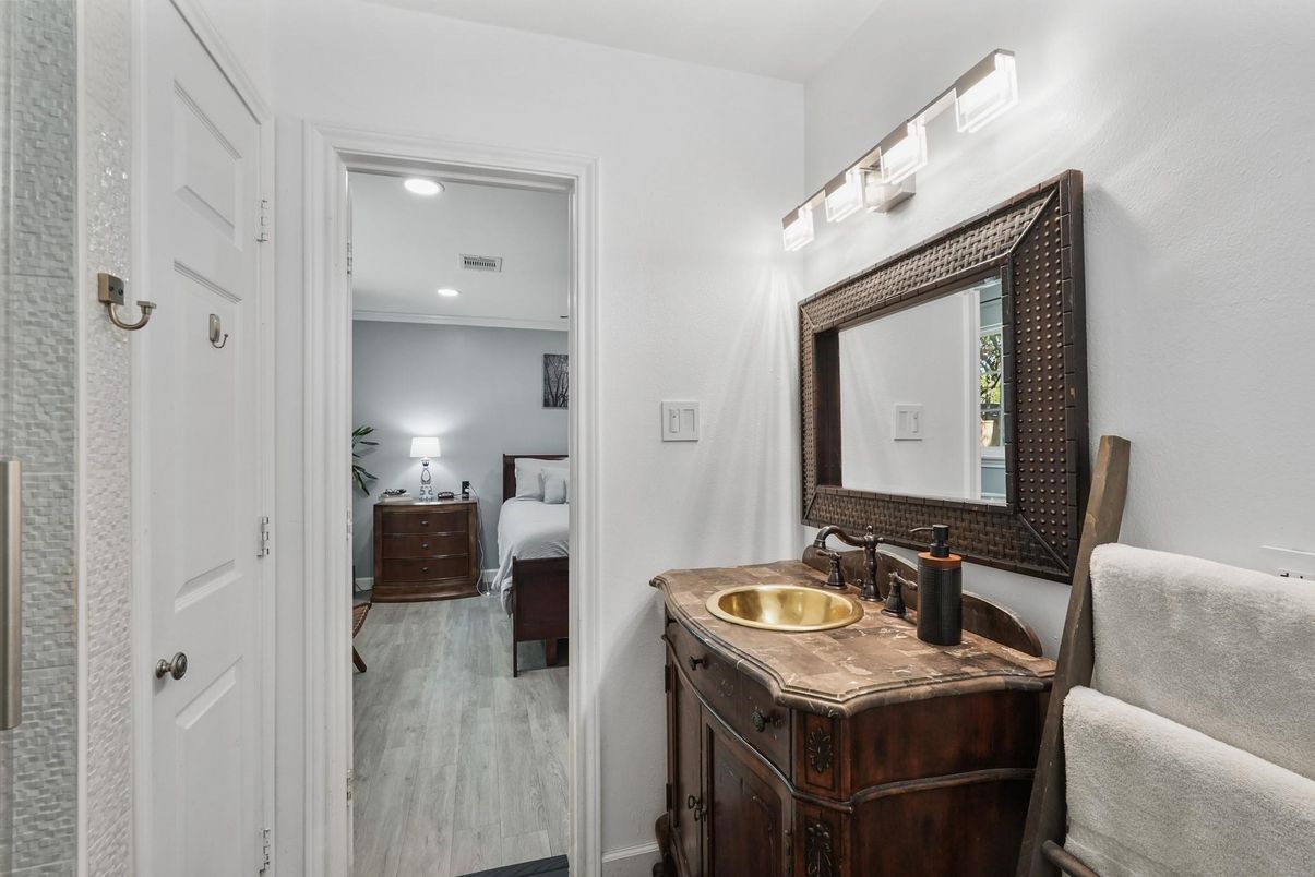 Bathroom, Bedroom, Interior, Recessed Lighting, Wood Texture Flooring