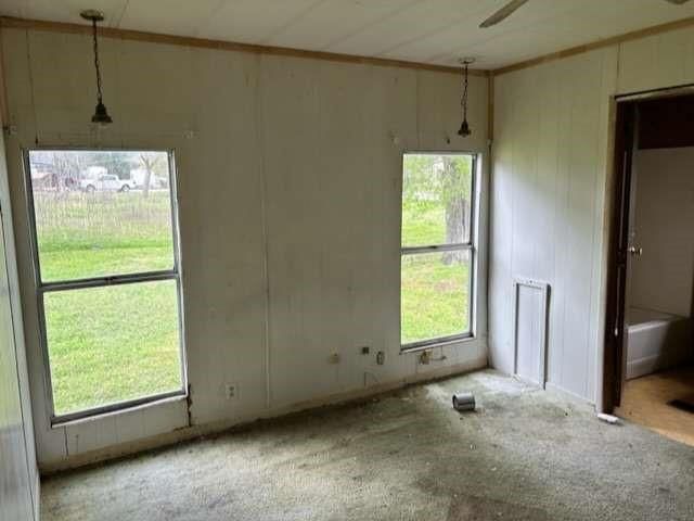 Empty room, Interior, Pendant Lights