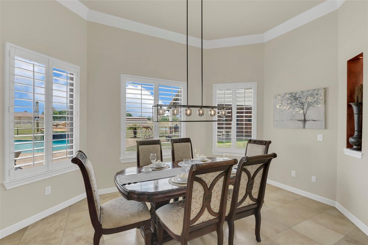 Dining room, Interior, Pendant Lights, Water