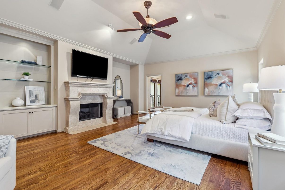 Bedroom, Fireplace, Interior, Recessed Lighting, Wood Texture Flooring