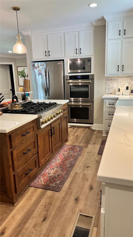 Interior, Kitchen, Pendant Lights, Recessed Lighting, Stainless Steel Appliances, Wood Texture Flooring