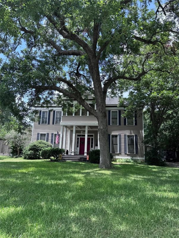 Backyard, Exterior, Facade, Georgian