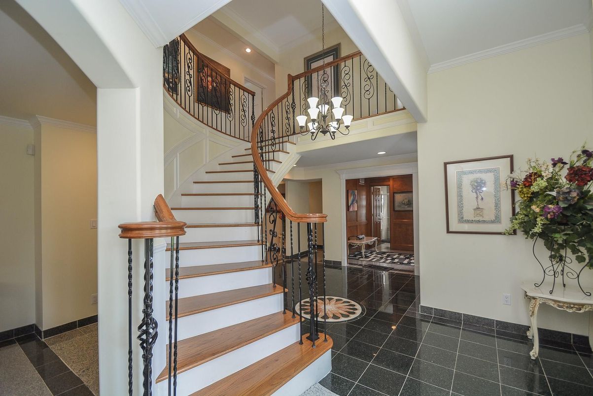 Chandelier, Interior, Recessed Lighting