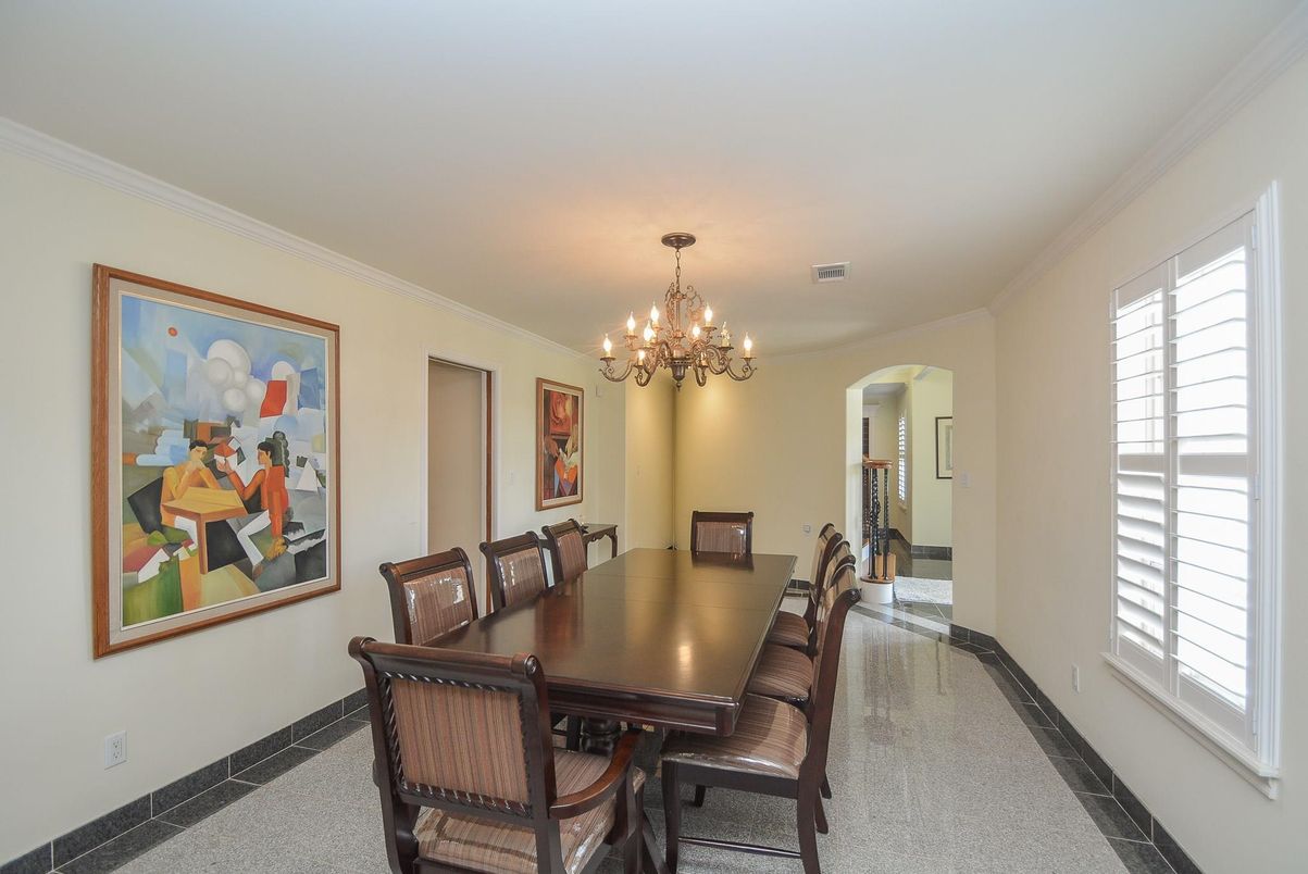 Chandelier, Dining room, Interior