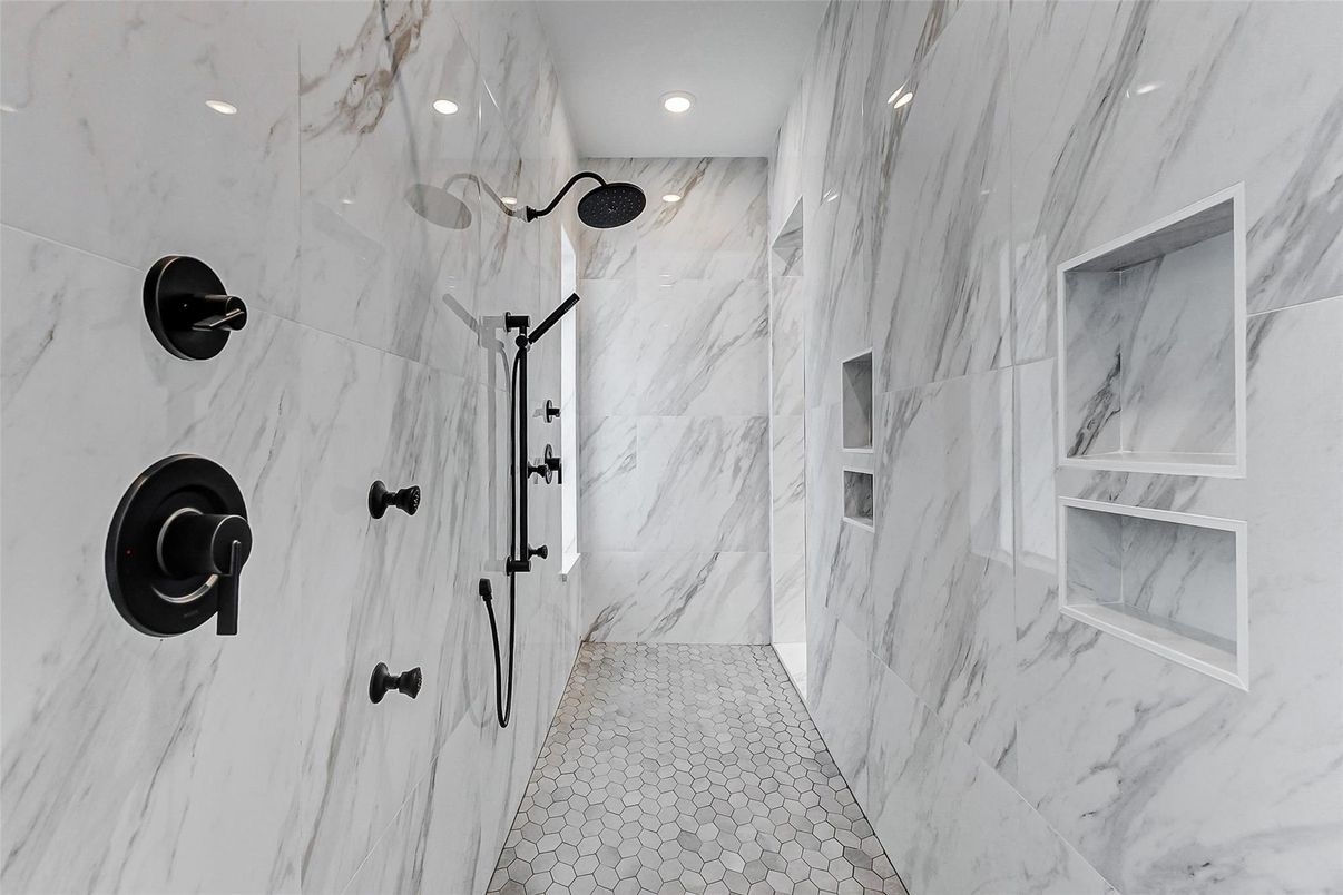 Bathroom, Interior, Marble Walls, Recessed Lighting