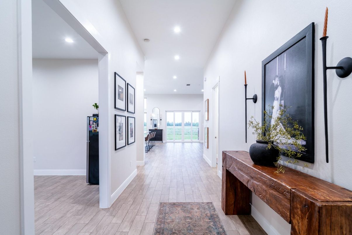 Interior, Recessed Lighting