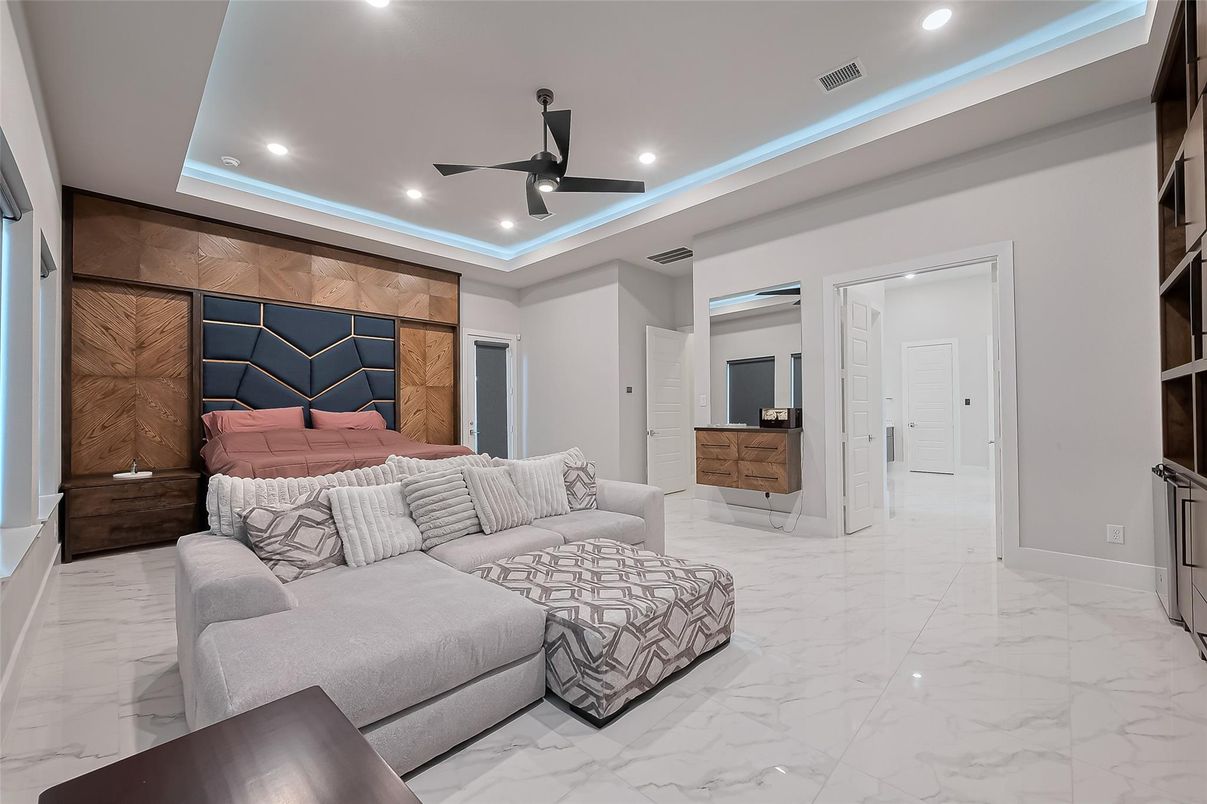 Bedroom, Interior, Living room, Marble, Recessed Lighting