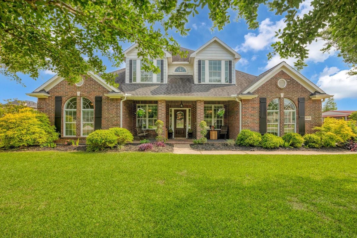 Exterior, Facade, Brick Facade, Brick Traditional