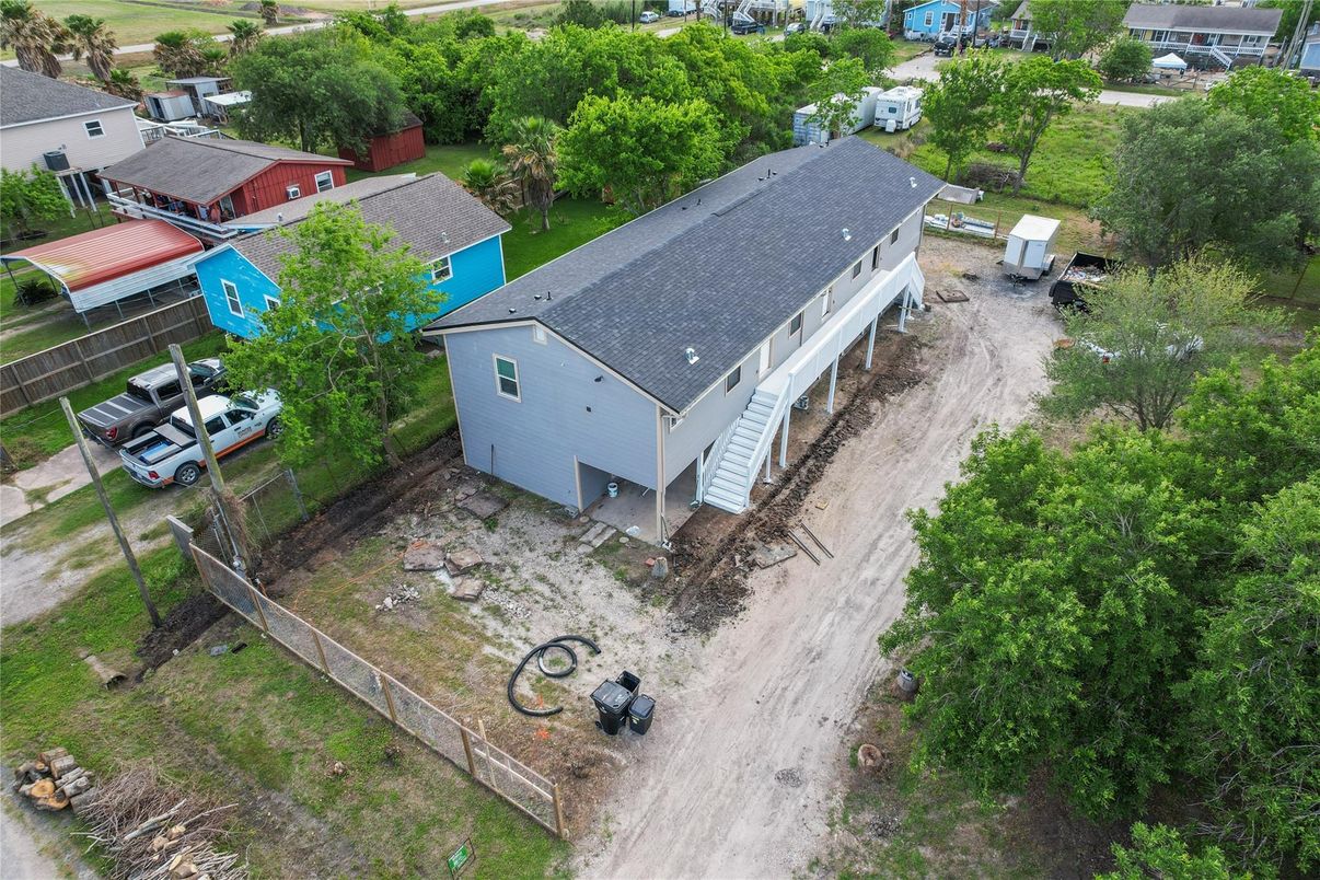 Exterior, Drone