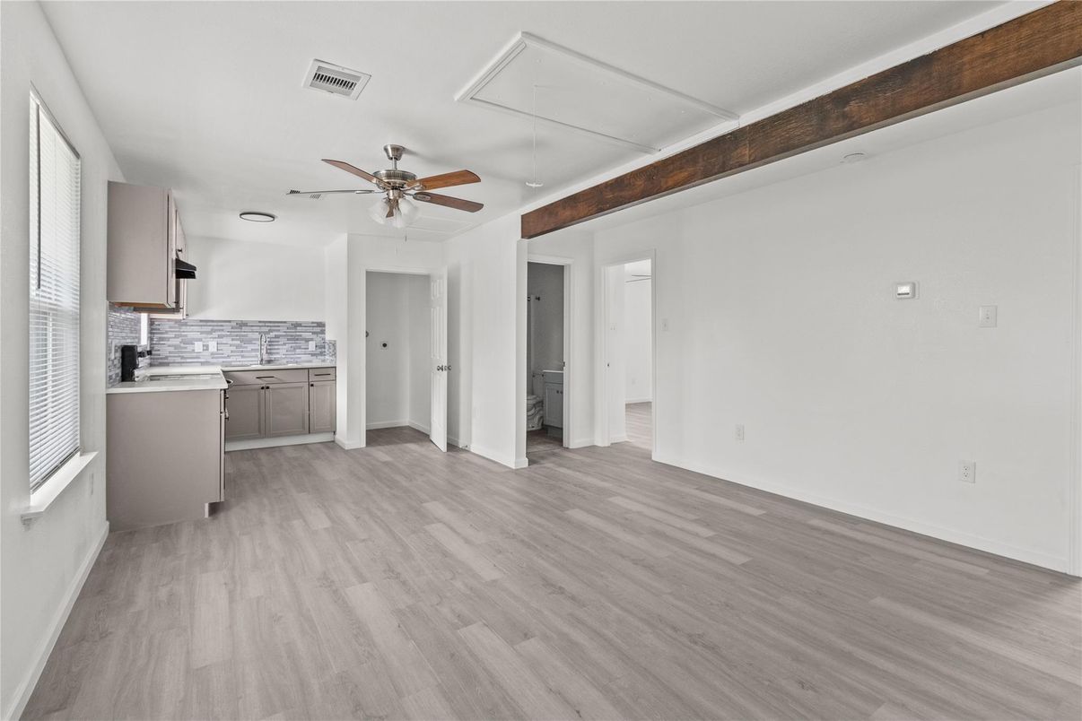 Empty room, Interior, Kitchen, Wood Texture Flooring