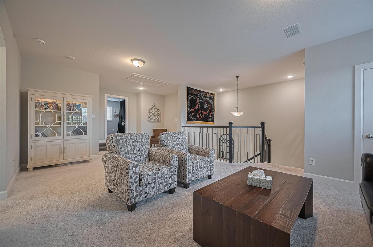 Interior, Living room, Pendant Lights, Recessed Lighting