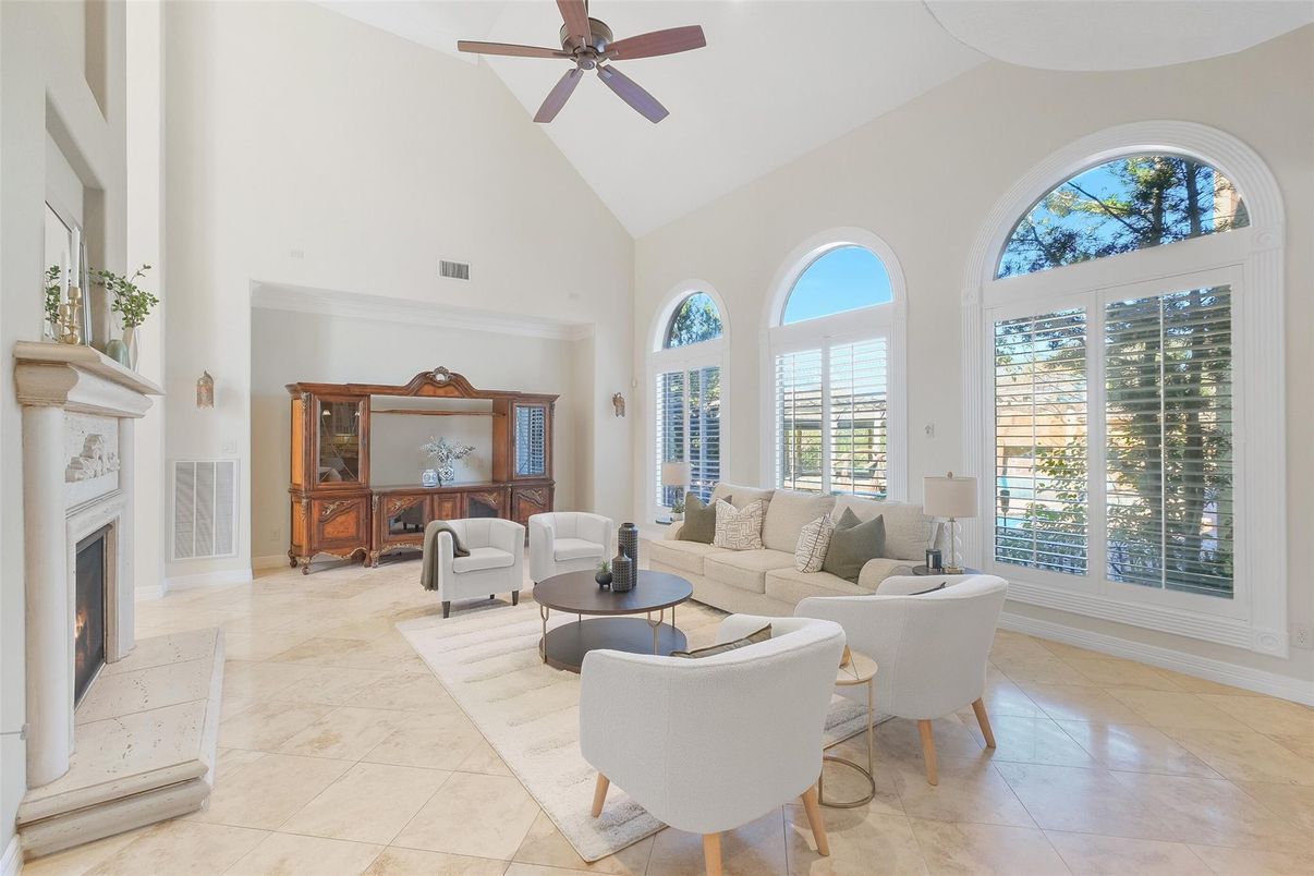Fireplace, Interior, Living room