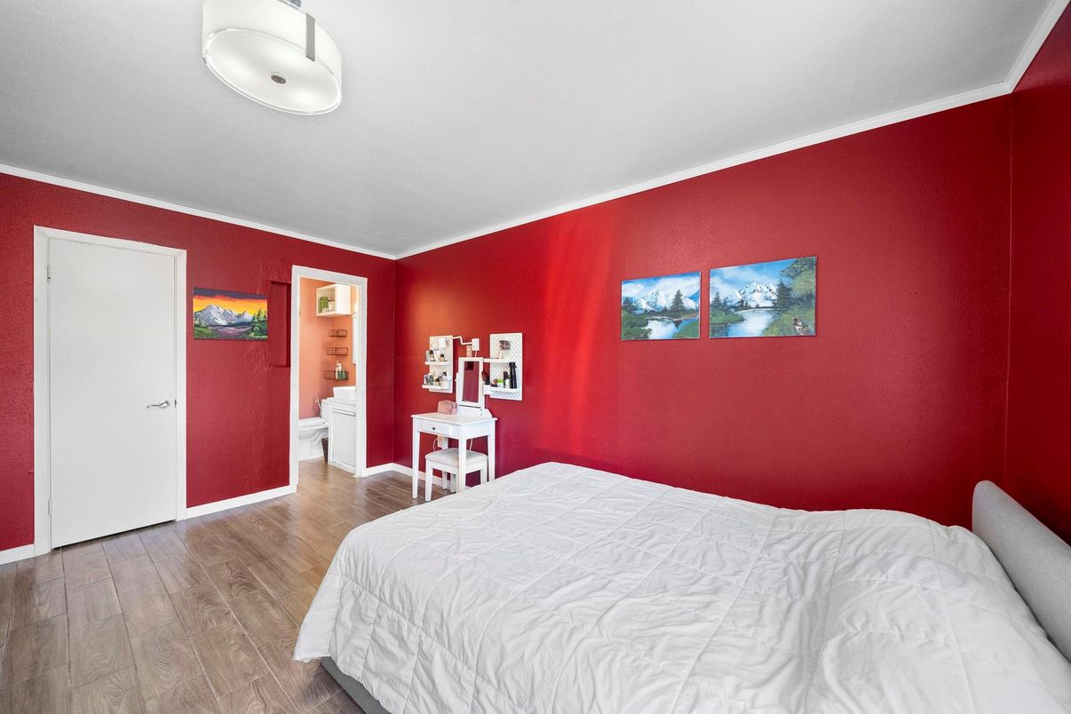 Bedroom, Interior, Wood Texture Flooring