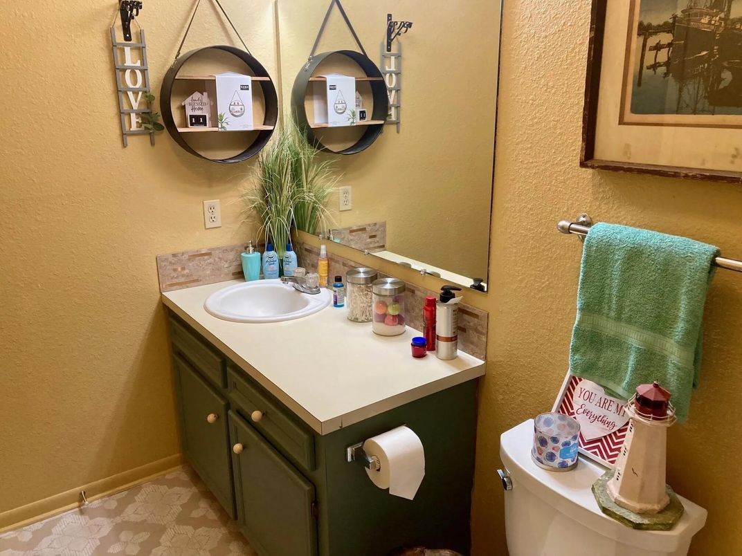 Bathroom, Interior