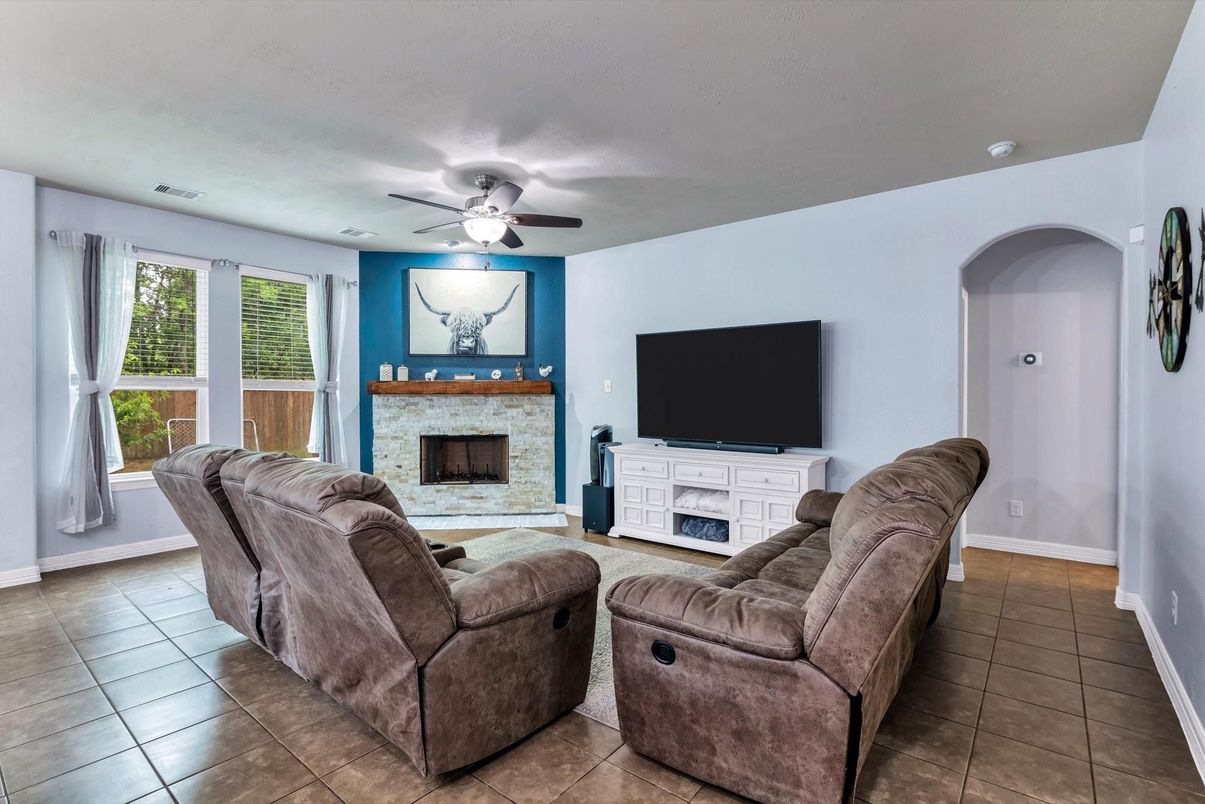 Fireplace, Interior, Living room