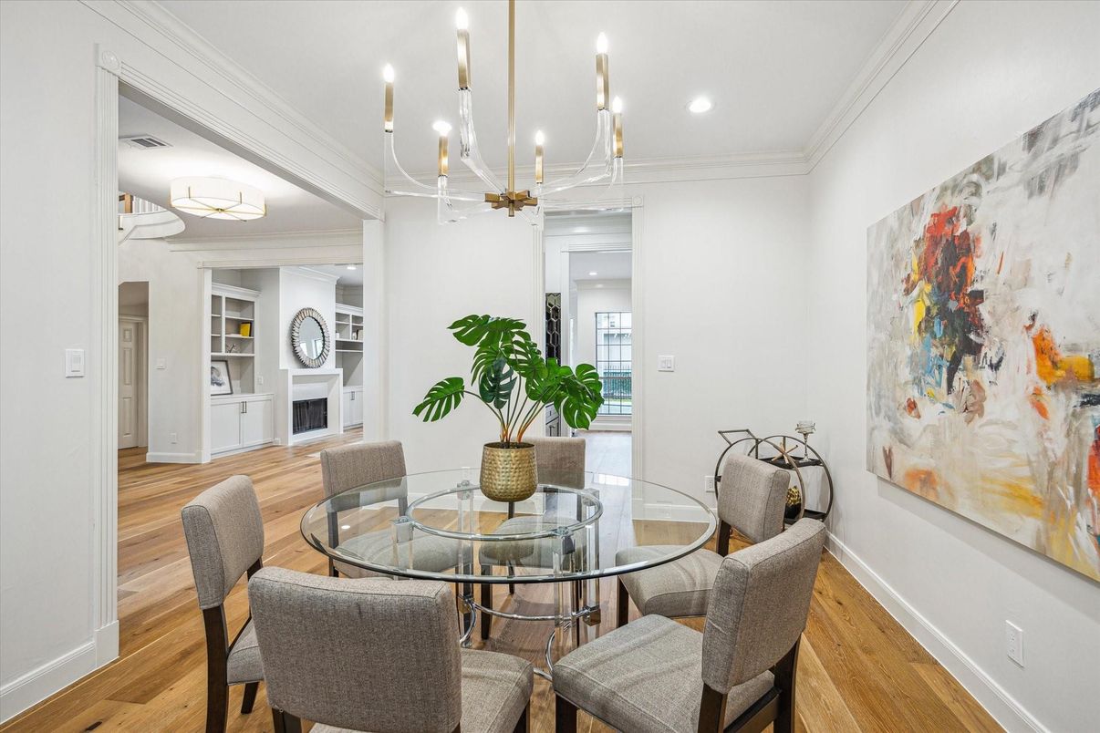 Chandelier, Dining room, Fireplace, Interior, Recessed Lighting, Wood Texture Flooring