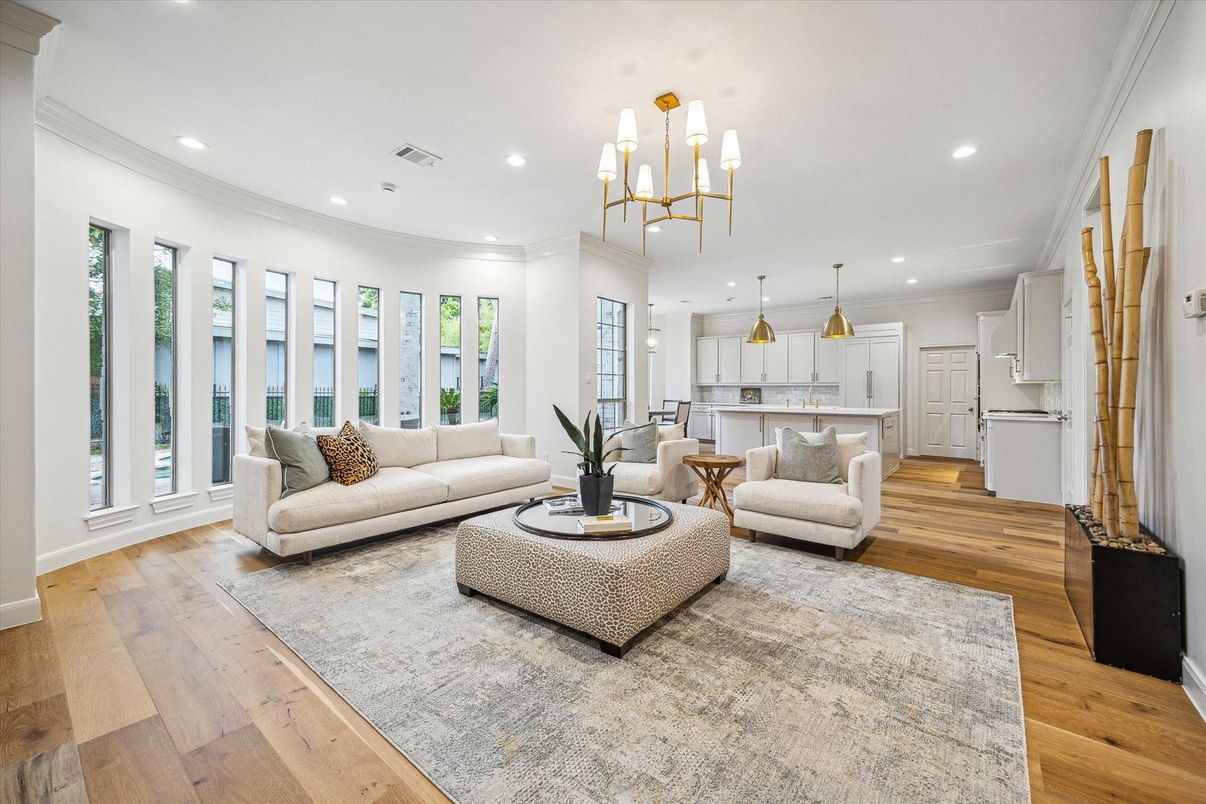 Interior, Kitchen, Living room, Pendant Lights, Recessed Lighting, Wood Texture Flooring
