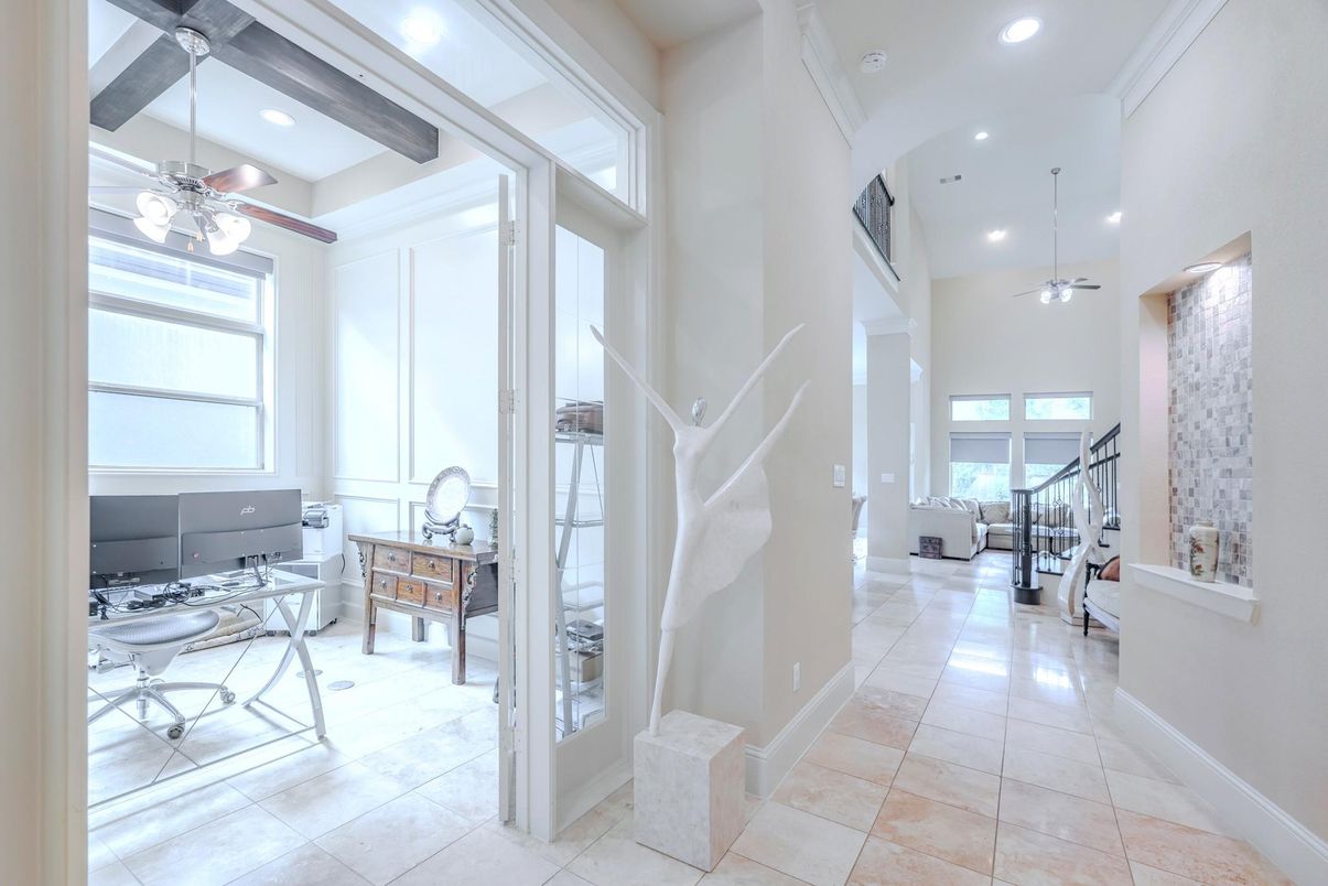 Interior, Recessed Lighting, Wooden Beams