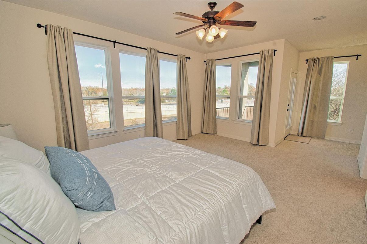Bedroom, Interior, Water