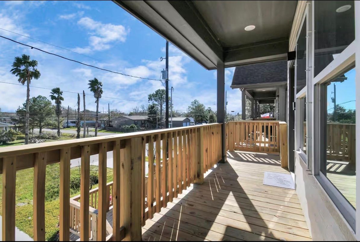 Exterior, Wood Texture Flooring