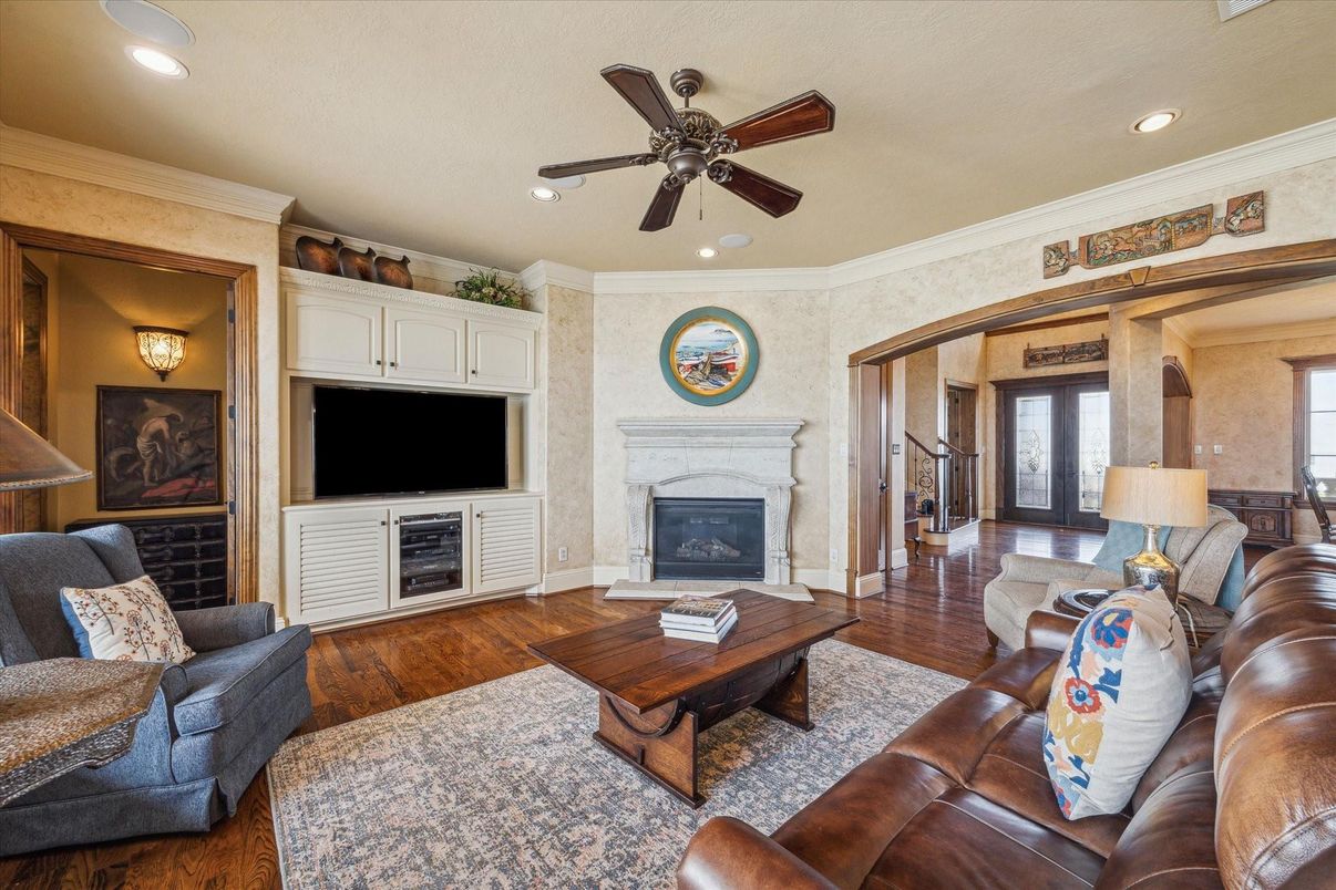 Fireplace, Interior, Living room, Recessed Lighting, Wood Texture Flooring