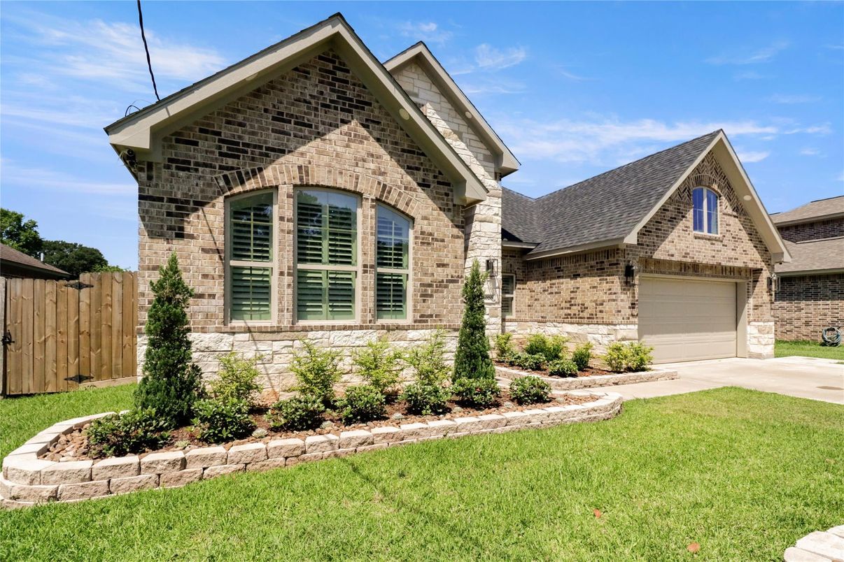 Attached, Exterior, Facade, Brick Facade, Brick Traditional