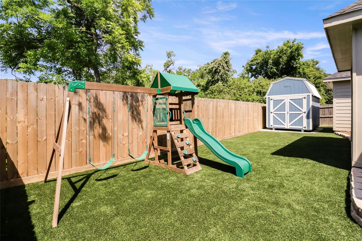 Backyard, Exterior, Playground