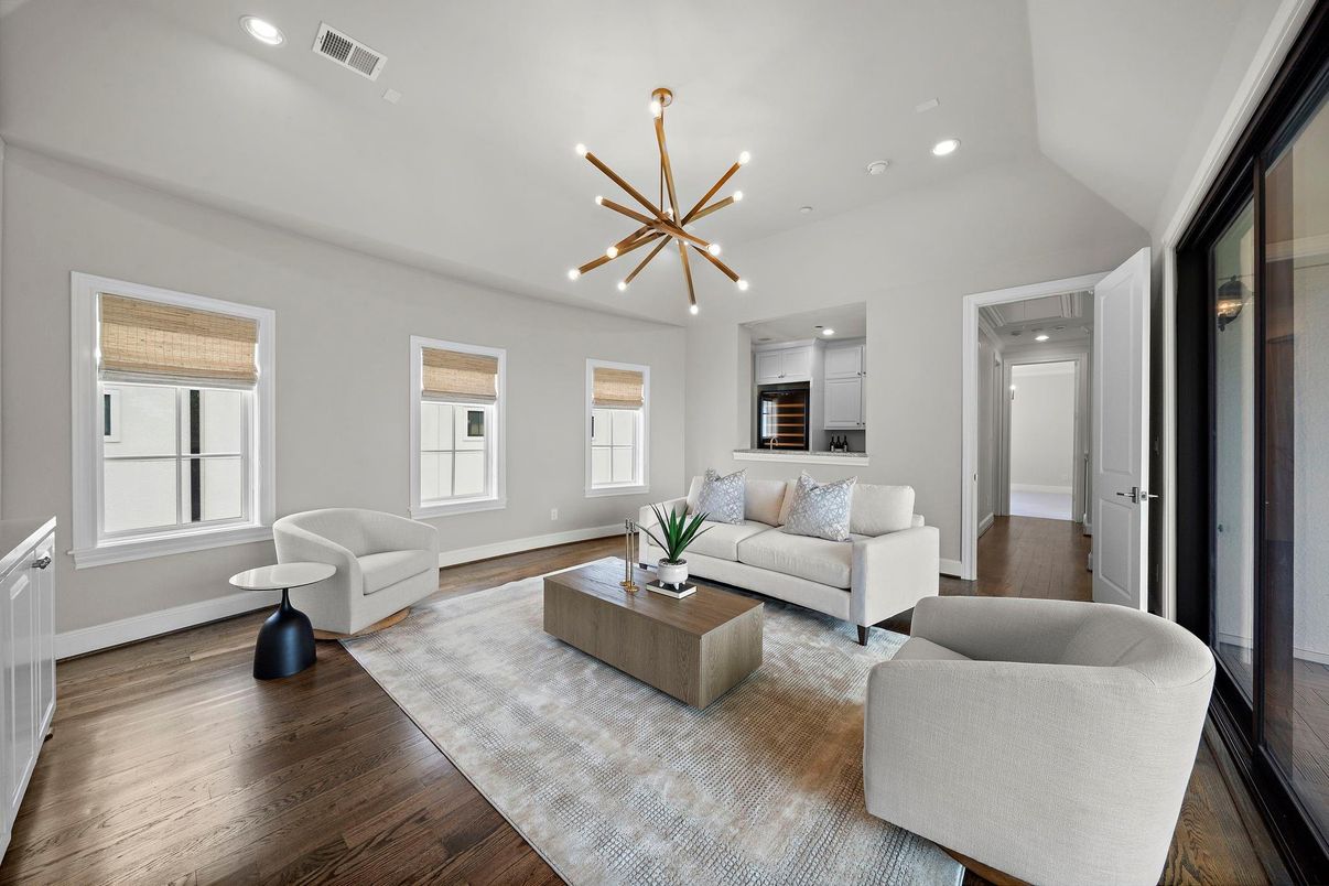 Interior, Living room, Pendant Lights, Recessed Lighting, Wood Texture Flooring