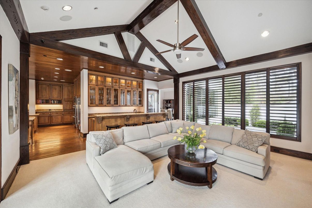 Interior, Living room, Recessed Lighting, Wooden Beams, Wood Texture Flooring