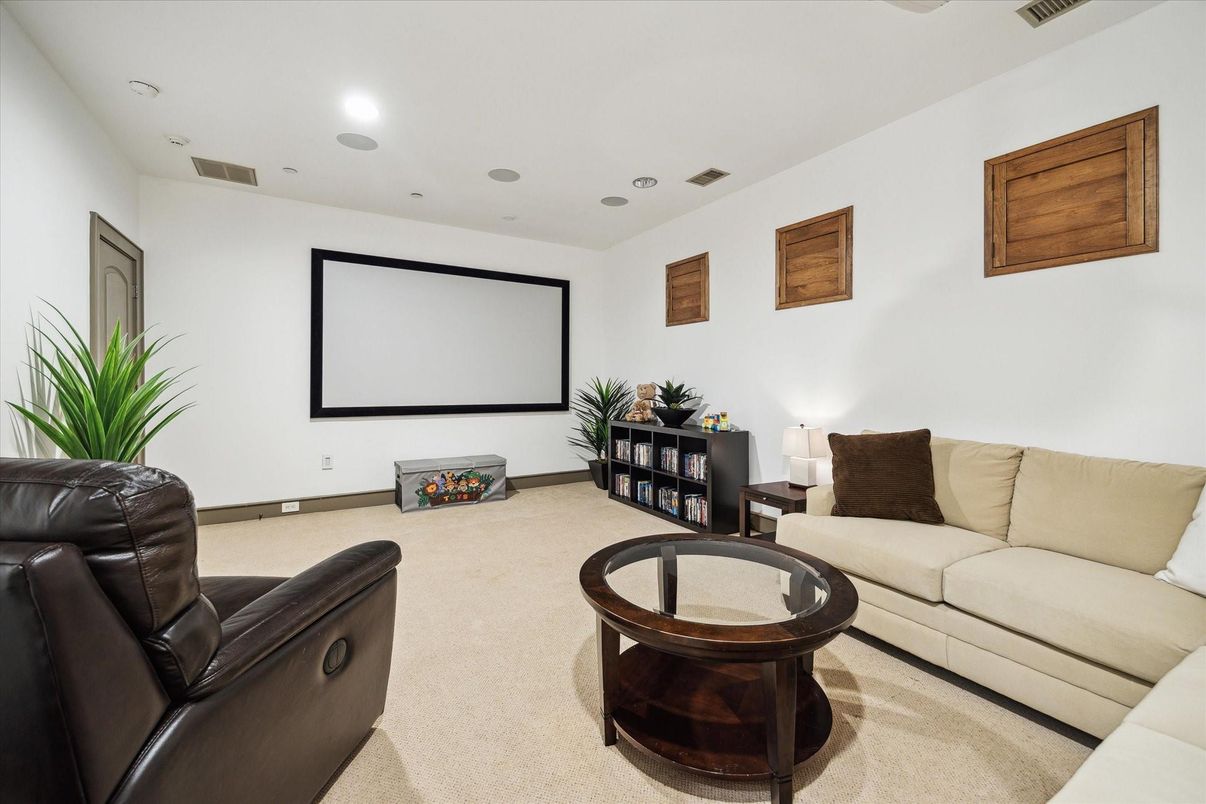 Interior, Living room, Projection Screen, Recessed Lighting, Theatre Room