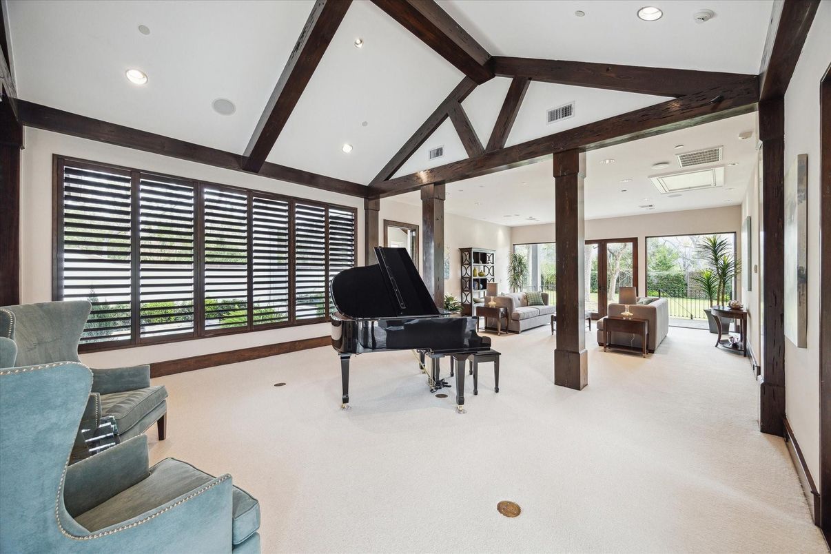 Interior, Piano, Recessed Lighting, Wooden Beams