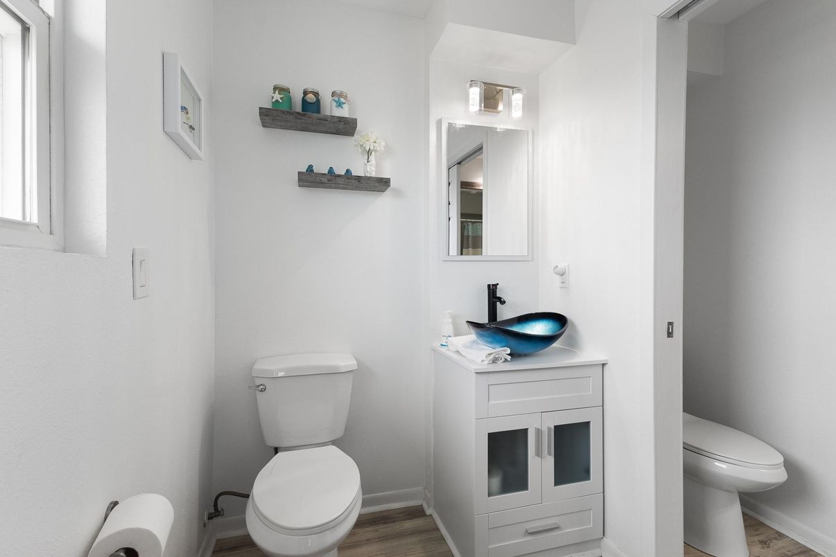 Bathroom, Interior, Wood Texture Flooring