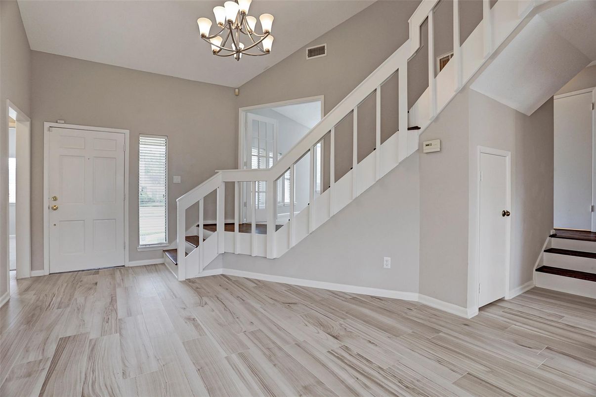 Chandelier, Interior, Wood Texture Flooring