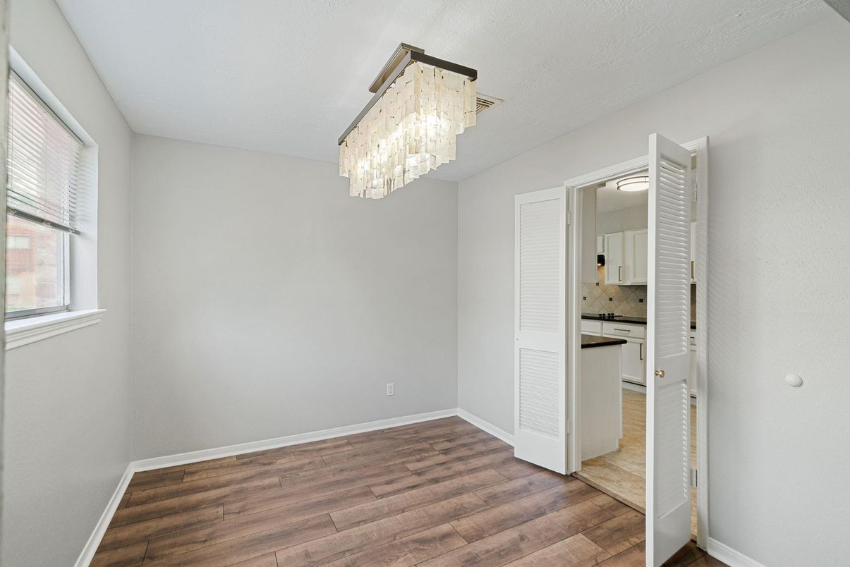 Chandelier, Empty room, Interior, Wood Texture Flooring
