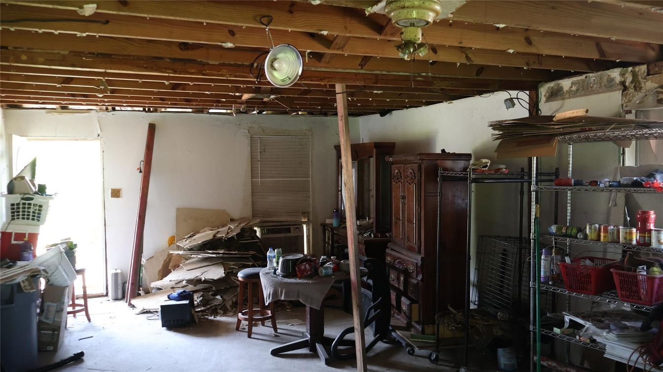 Interior, Wooden Beams