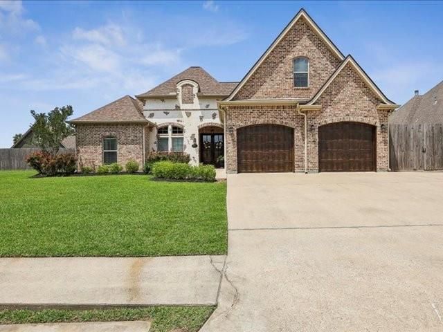 Attached, Backyard, Exterior, Facade, Brick Facade, Brick Traditional