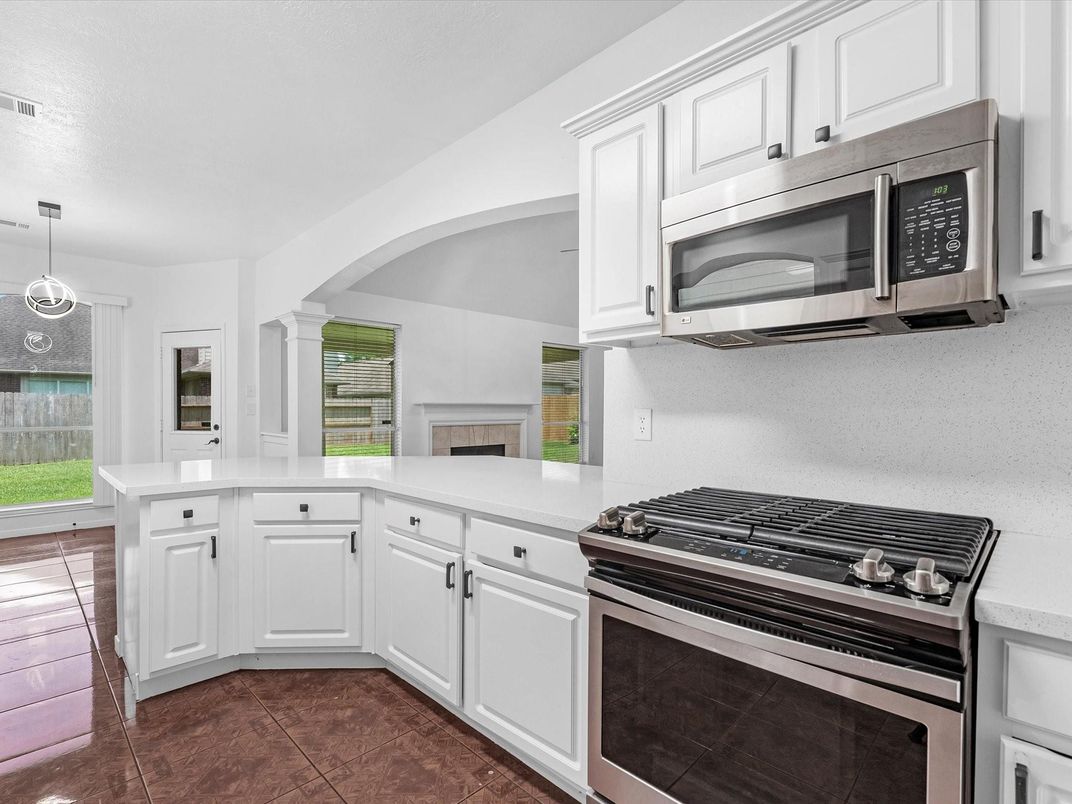 Interior, Kitchen, Pendant Lights, Stainless Steel Appliances