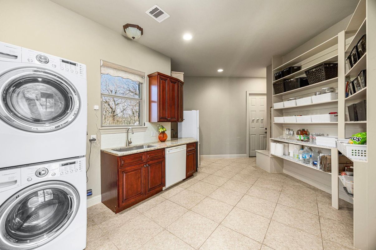 Interior, Recessed Lighting, Washer