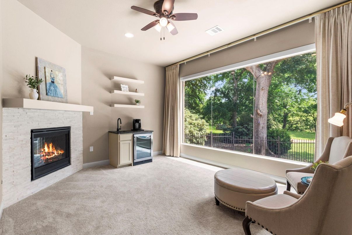 Fireplace, Interior, Recessed Lighting