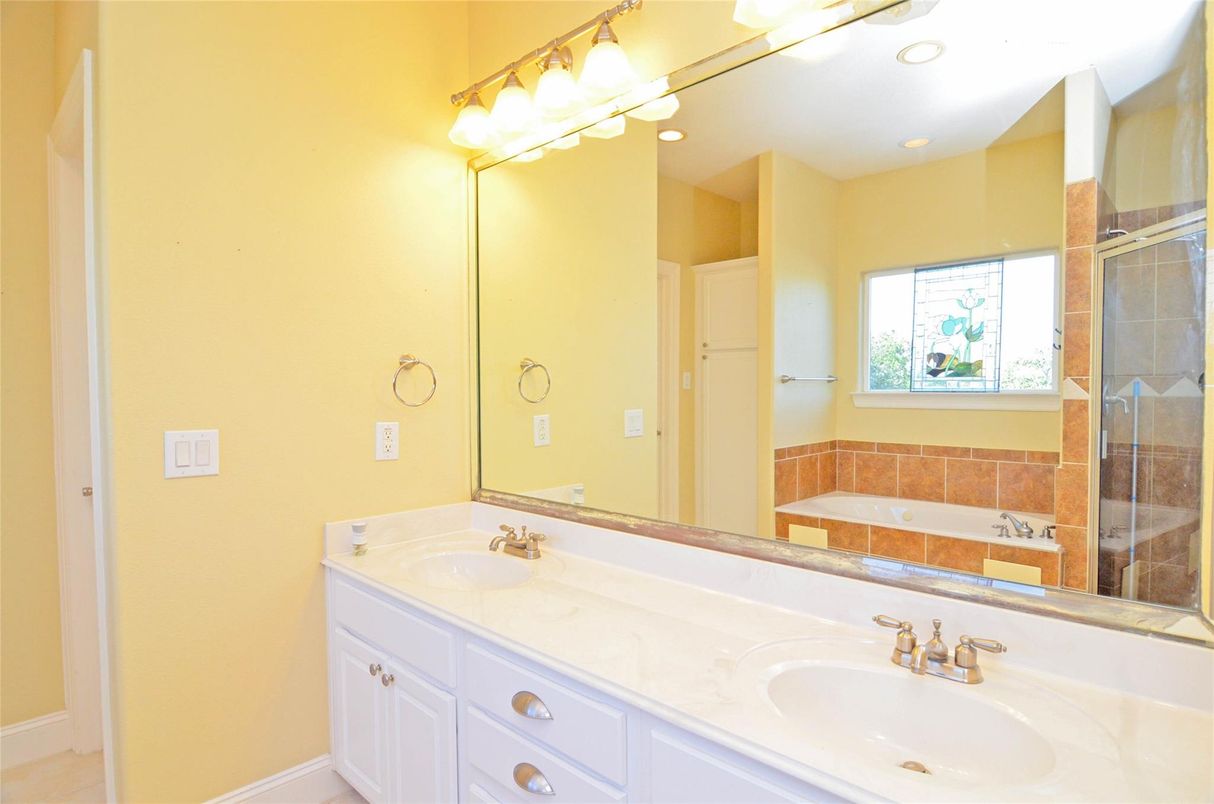 Bathroom, Dual Sink Vanities, Glass Shower, Interior